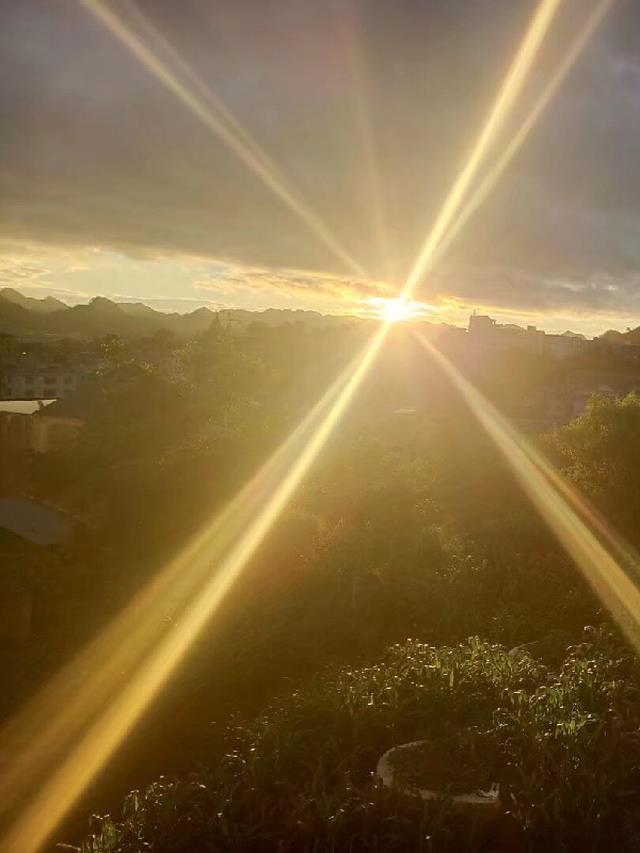 我非英雄之英雄有血